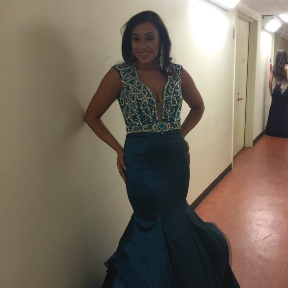 Mac Duggal peacock gown - Picture 2 of 2